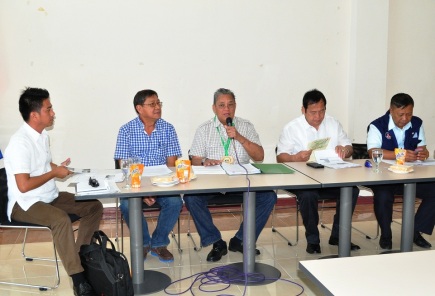 Gov. Rodolfo del Rosario presides over the regular meeting of the joint Provincial Disaster Risk Reduction Management-Climate Change Adaptation Councils of Davao del Norte. noel baguio/davnor pio