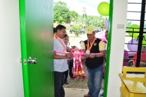 Gov. Rodolfo del Rosario and Mayor Edgardo Timbol lead the inauguration of a new classroom of the Mabuhay Elementary School in Capungagan, Kapalong, Davao del Norte, which was funded by the special education fund of the province. Noel baguio/davnor pio